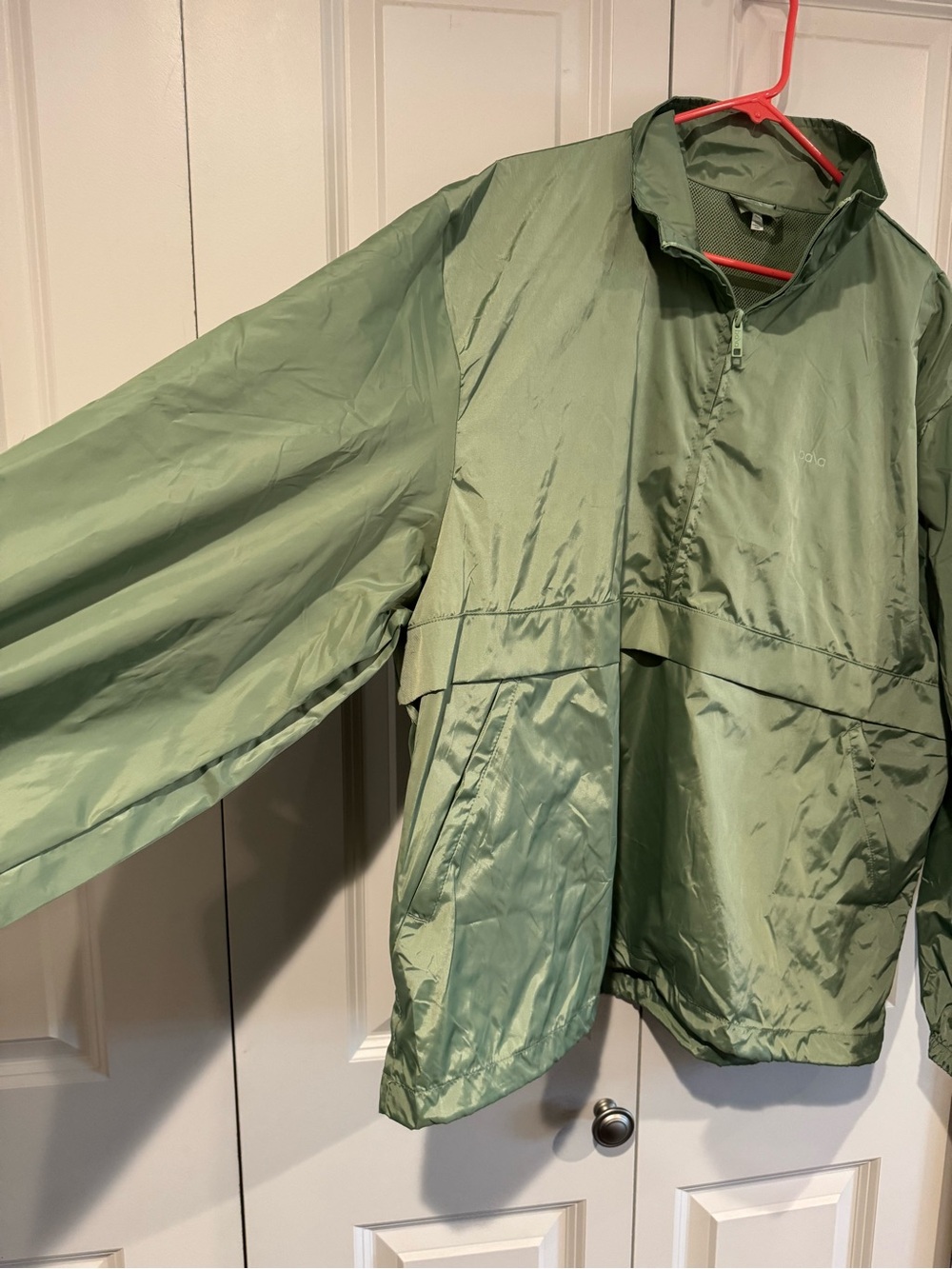 Bala Sage Green Women's Windbreaker Pullover